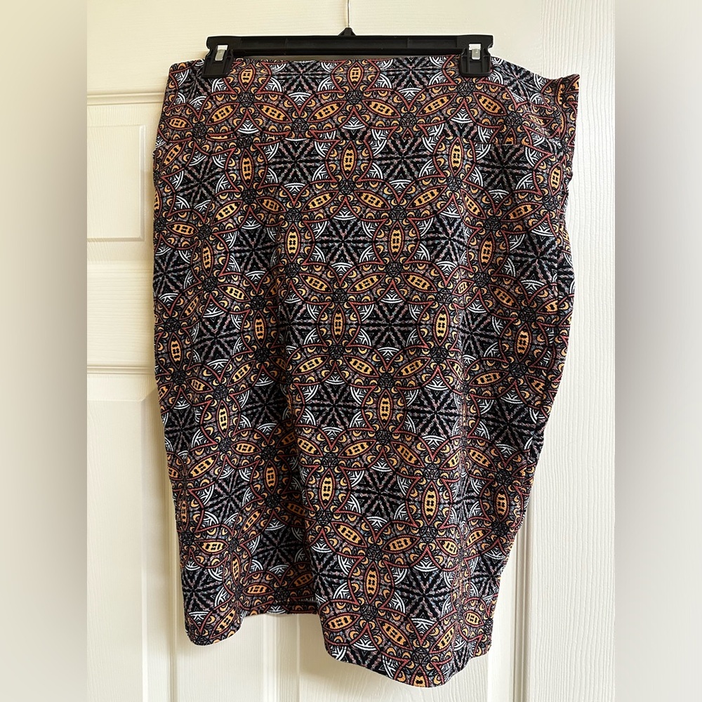 LulaRoe Cassie